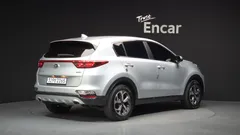 2022 Kia Sportage Diesel 1.6 4WD, серебристый — фото 2