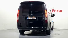 2023 Hyundai Staria 4WD Tourer 11-Seater — фото 4