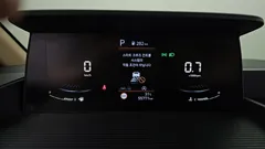 2023 Hyundai Staria 4WD Tourer 11-Seater — фото 8