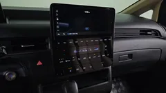 2023 Hyundai Staria 4WD Tourer 11-Seater — фото 16