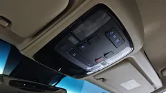 2023 Hyundai Staria 4WD Tourer 11-Seater — фото 19