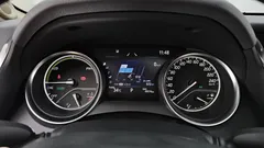 2023 Toyota Camry 2.5 XLE Hybrid, серый — фото 8