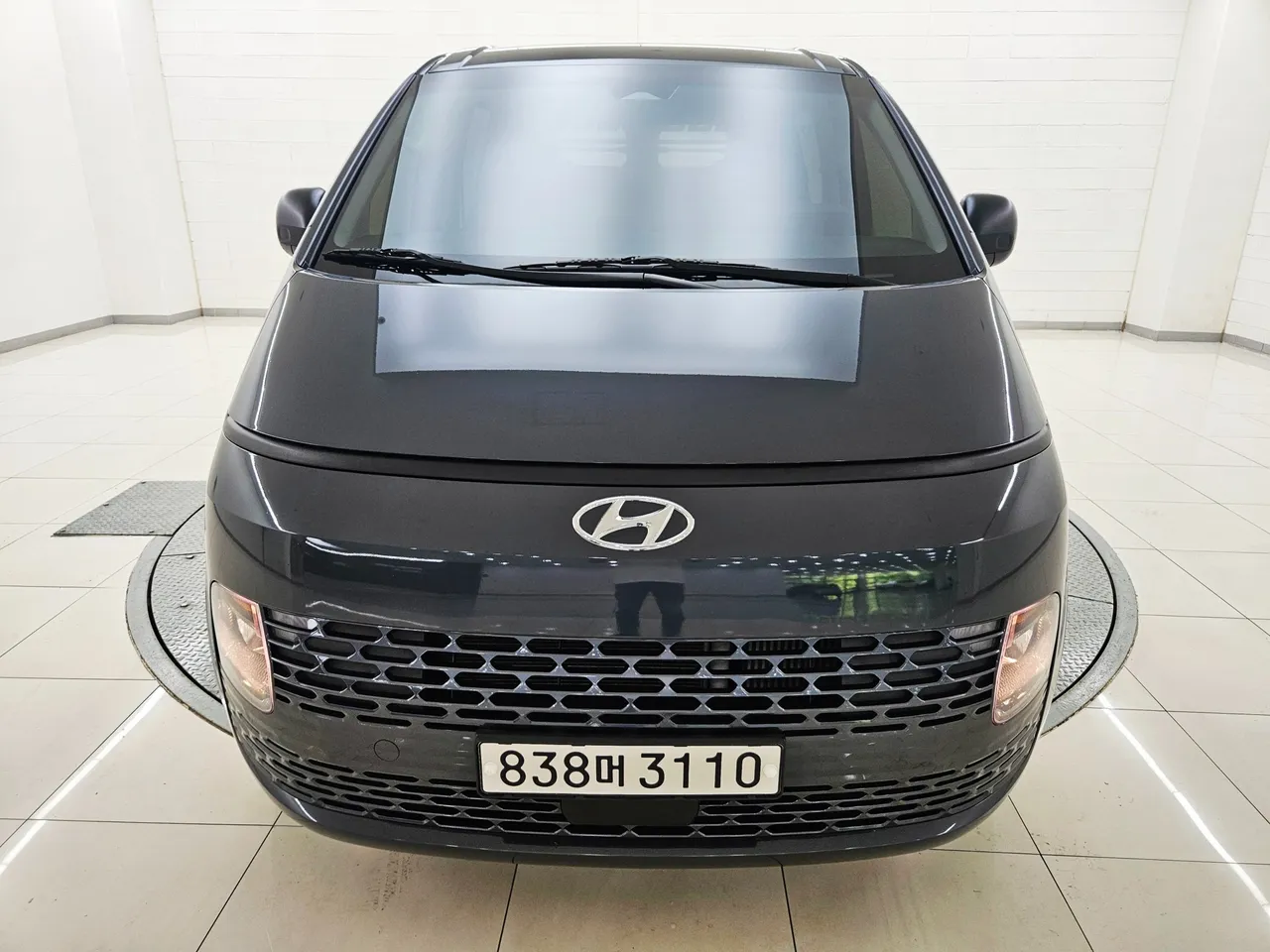 2023 Hyundai Staria Cargo 5-Seater