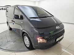2023 Hyundai Staria Cargo 5-Seater — фото 2