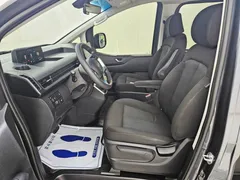 2023 Hyundai Staria Cargo 5-Seater — фото 10