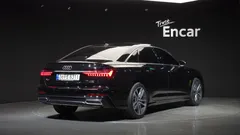 2022 Audi A6 45 TFSI Quattro Premium — фото 2