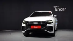 2021 Audi Q8 50 TDI Quattro Premium, белый — фото 3
