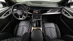 2021 Audi Q8 50 TDI Quattro Premium, белый — фото 7