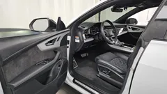 2021 Audi Q8 50 TDI Quattro Premium, белый — фото 10