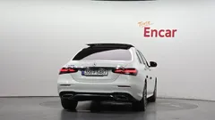 2022 Mercedes-Benz E-Class E350 4MATIC AMG Line — фото 4