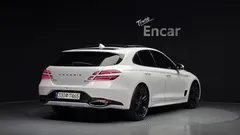 2023 Genesis G70 Gasoline 2.0T 4WD, белый — фото 2