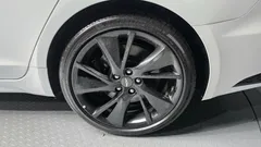 2023 Genesis G70 Gasoline 2.0T 4WD, белый — фото 5
