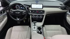 2023 Genesis G70 Gasoline 2.0T 4WD, белый — фото 7