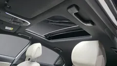2023 Genesis G70 Gasoline 2.0T 4WD, белый — фото 19