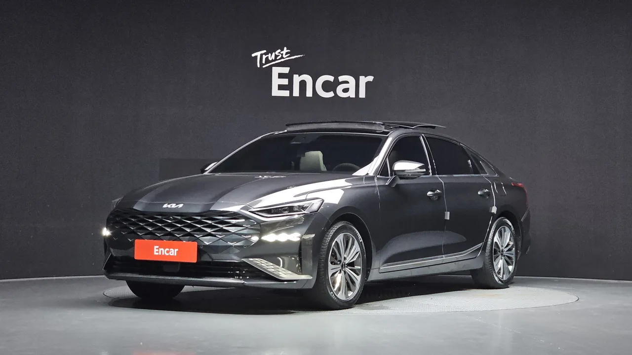 2023 Kia K8 Signature