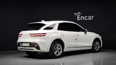 2023 Genesis GV70 2.5T Gasoline AWD — фото 2