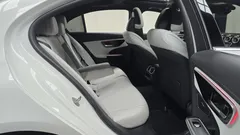 2023 Mercedes-Benz C-Class C300 4MATIC AMG Line, белый — фото 11