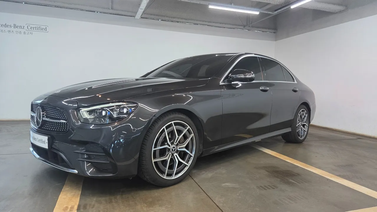 2022 Mercedes-Benz E-Class E220d 4MATIC AMG Line
