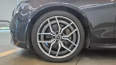 2022 Mercedes-Benz E-Class E220d 4MATIC AMG Line — фото 5
