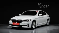 2022 BMW 5-Series 520i Luxury — фото 1