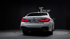 2023 BMW 5-Series 530i M Sport Package — фото 4