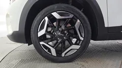 2023 Kia Seltos Gasoline 1.6 Turbo 2WD, белый — фото 5