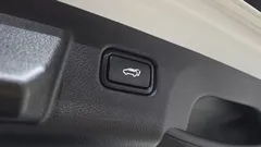 2023 Kia Seltos Gasoline 1.6 Turbo 2WD, белый — фото 17