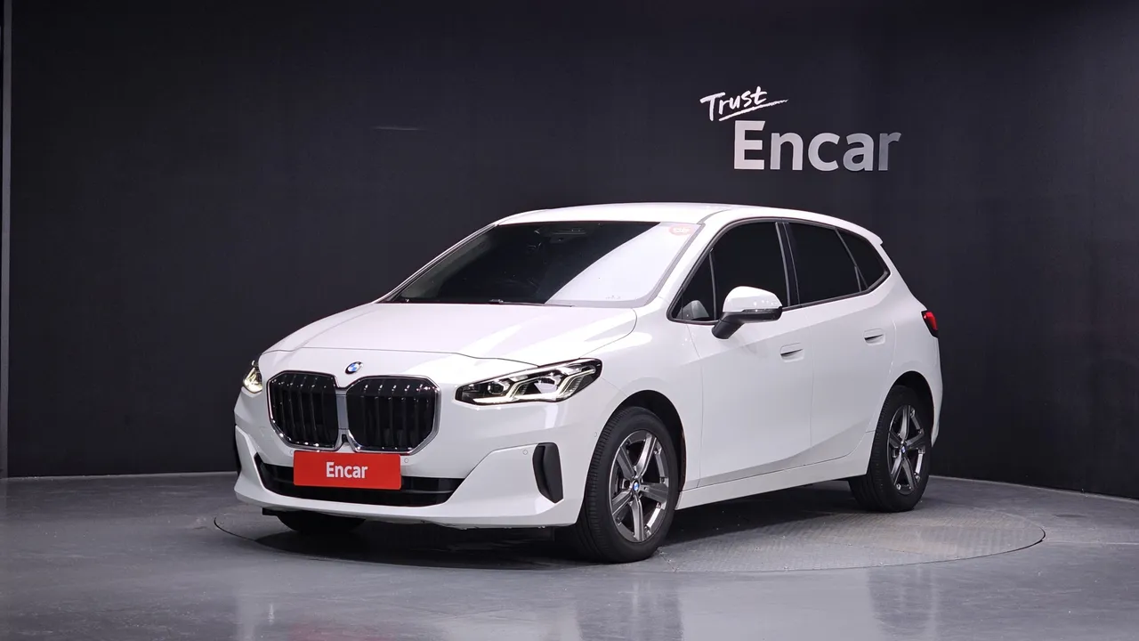 2023 BMW 2-Series 218d Advantage