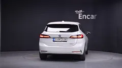 2023 BMW 2-Series 218d Advantage, белый — фото 4