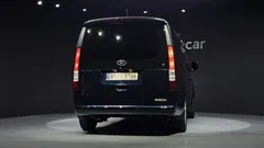 2022 Hyundai Staria Cargo 5-Seater — фото 4