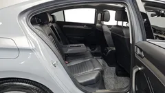 2022 Volkswagen Passat 2.0 TDI Prestige, серо-серебристый — фото 11
