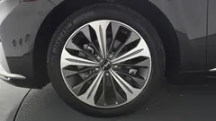 2023 Kia K8 Signature — фото 5