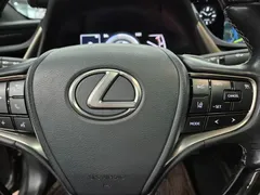 2021 Lexus ES Luxury Plus, 연금색 — фото 17