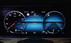 2023 Mercedes-Benz E-Class E250 AMG Line — фото 8