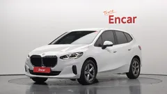 2023 BMW 2-Series 220i Advantage, белый — фото 1