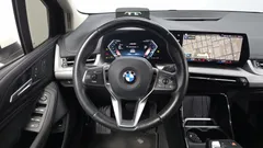 2023 BMW 2-Series 220i Advantage, белый — фото 13
