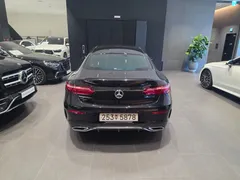 2023 Mercedes-Benz E-Class E300d 4MATIC Coupe — фото 4