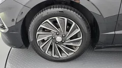 2022 Hyundai Sonata Premium Plus — фото 5