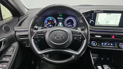 2022 Hyundai Sonata Premium Plus — фото 17