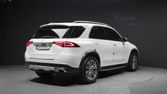 2022 Mercedes-Benz GLE-Class GLE300d 4MATIC — фото 2