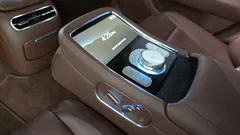 2022 Genesis G90 Gasoline 3.5 Turbo AWD — фото 17