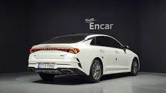 2022 Kia K5 Prestige — фото 2