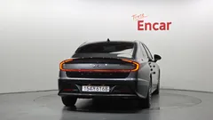 2023 Hyundai Sonata Premium Plus — фото 4