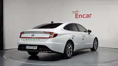 2022 Hyundai Sonata 2.0 — фото 2