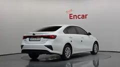 2021 Kia K3 Standard, белый — фото 2