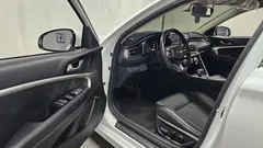 2021 Genesis G70 Gasoline 2.0T 2WD, белый — фото 10