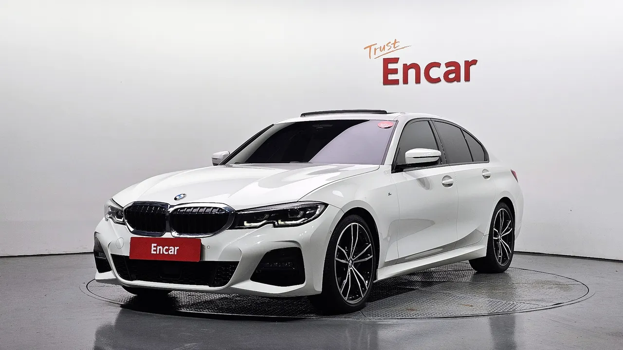 2022 BMW 3-Series 320d M Sport