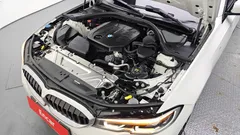 2022 BMW 3-Series 320d M Sport — фото 6