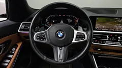 2022 BMW 3-Series 320d M Sport — фото 14