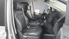 2023 Hyundai Staria 4WD Tourer 11-Seater — фото 11
